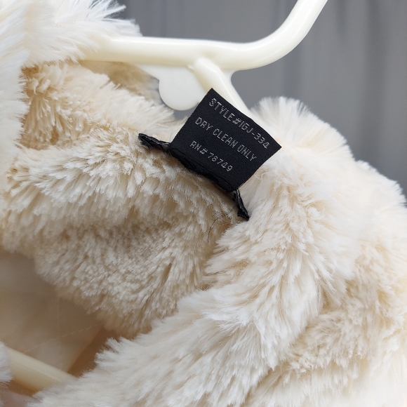 Y2K Faux Fur Bomber Jacket Hooded Pocket Zip Lined Long Sleeve Cream Small 2000s - Picture 3 of 7